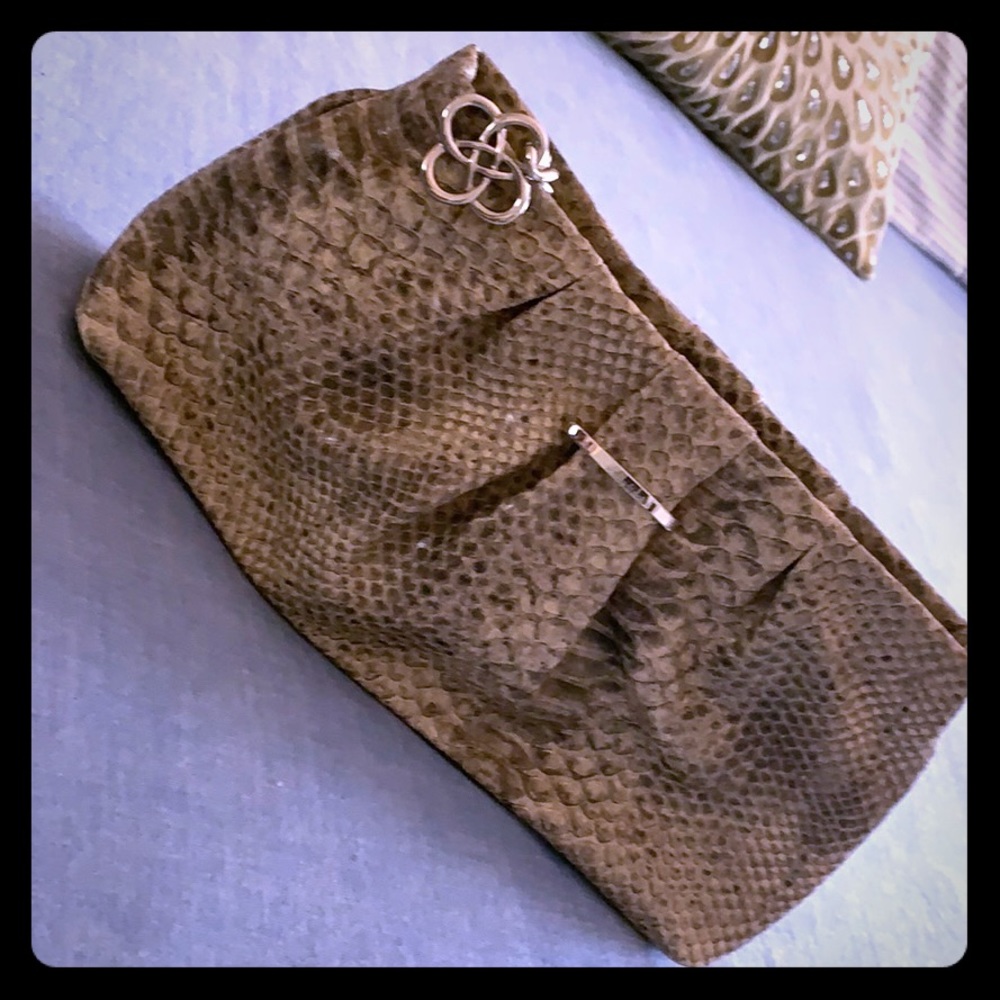 Stella & Dot Grey Snake Clutch